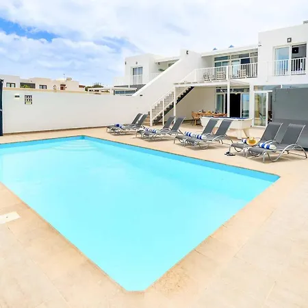 Bella Villa Playa Blanca (Lanzarote)